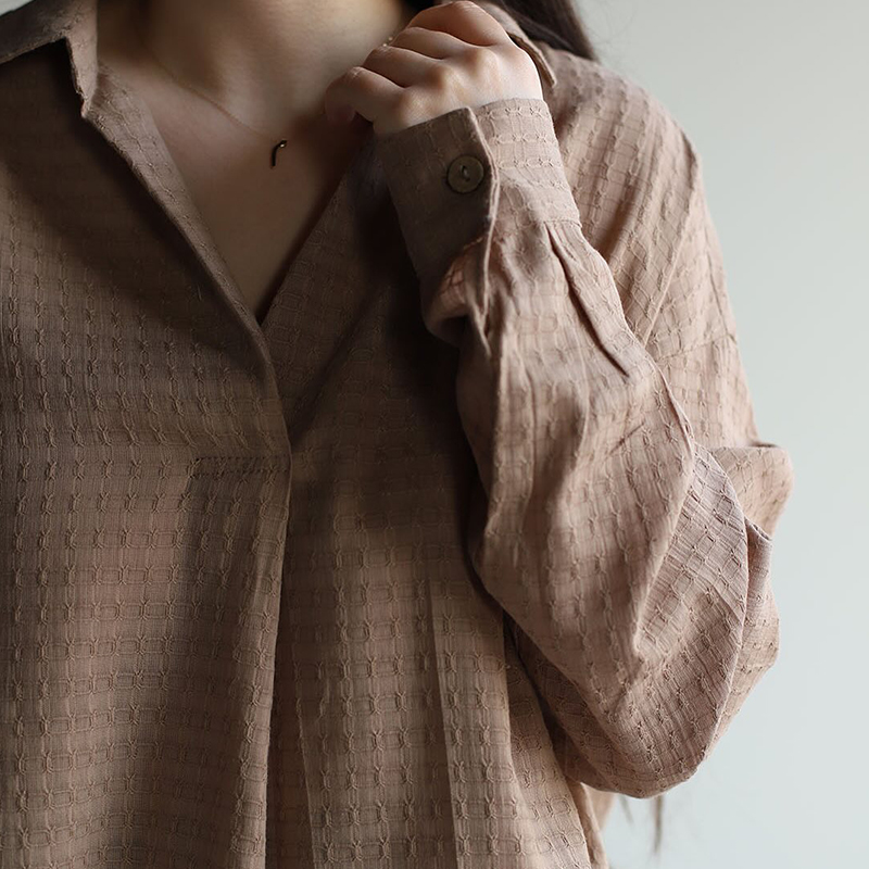 Long-sleeved Shirt New Style V-neck Lantern Long-sleeved Shirt Turn Down Collar Shirt Tops Blouse for Women